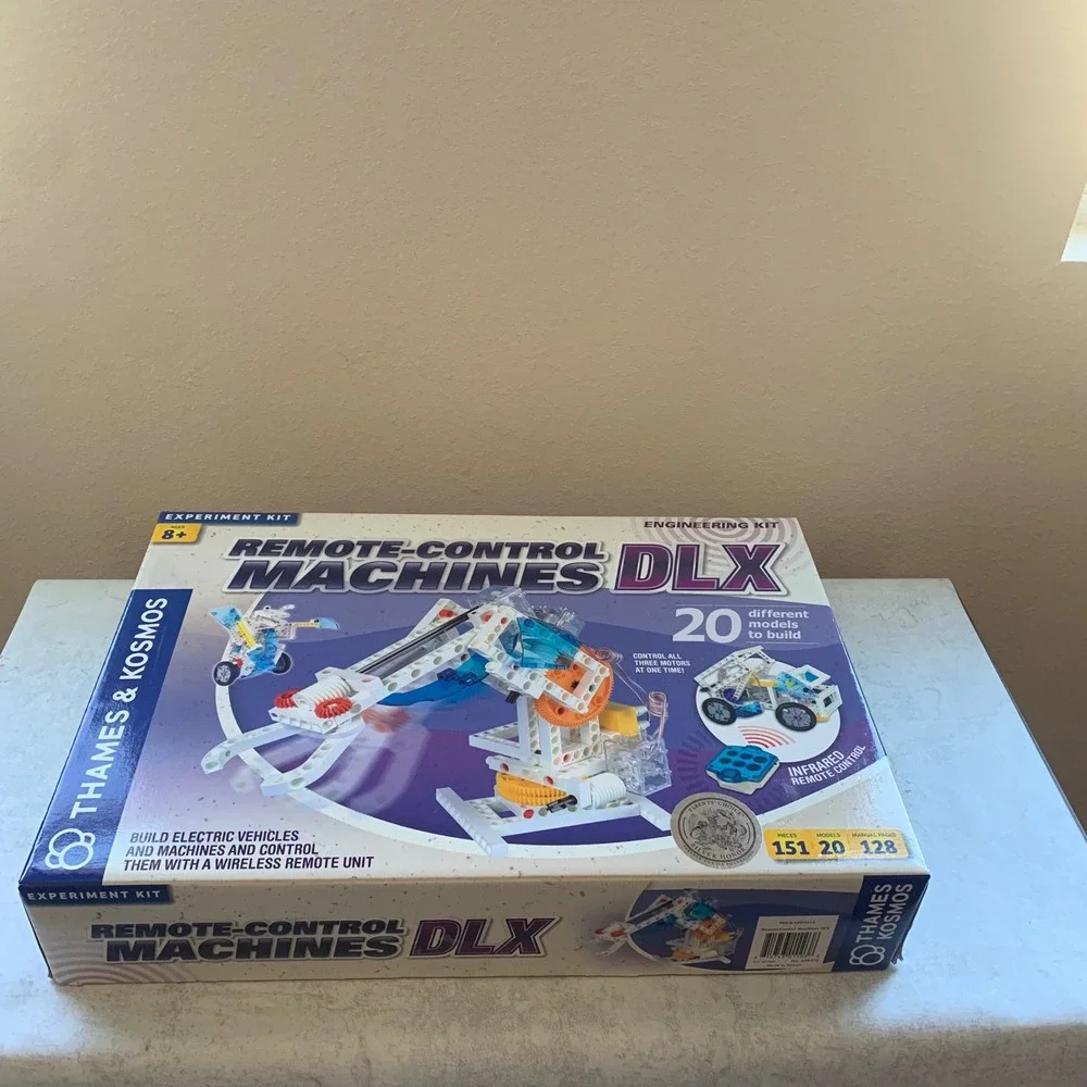 Thames Kosmos Remote Control Machines DLX Engineering Kit RC Robot Set 20 Models